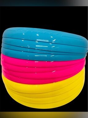 Set of 12 Plastic 8” Frisbees Perfect Party Favors Toys Or Plates too Multicolor